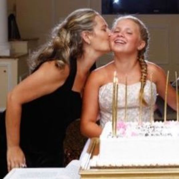 Meet the Posher Other - Meet your Posher, Nikki